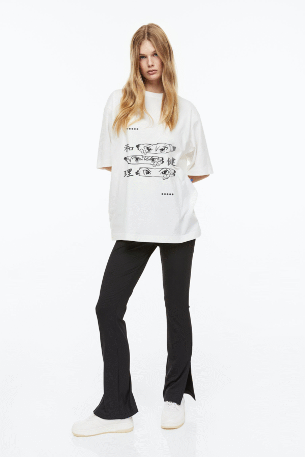 Women's Naruto Oversized T-Shirt - Unleash Your Inner Ninja