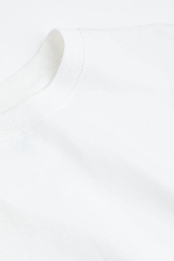 Bazzaro Women Graphic Oversized T-Shirt